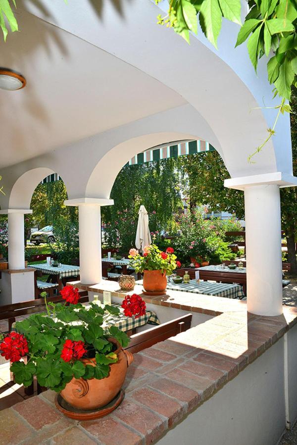 Nyerges Vendegfogado Bed & Breakfast Hegykő Eksteriør bilde